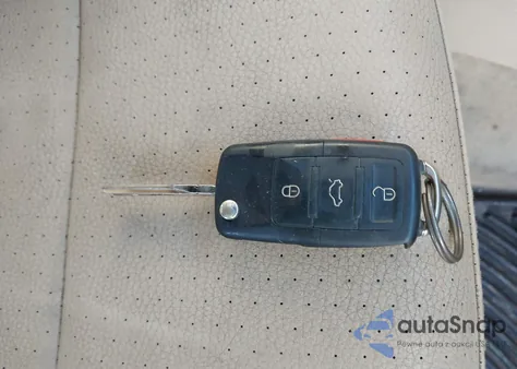 2008 Volkswagen Jetta Se/Sel z USA, uszkodzony, nr VIN 3VWRM71K18M175433